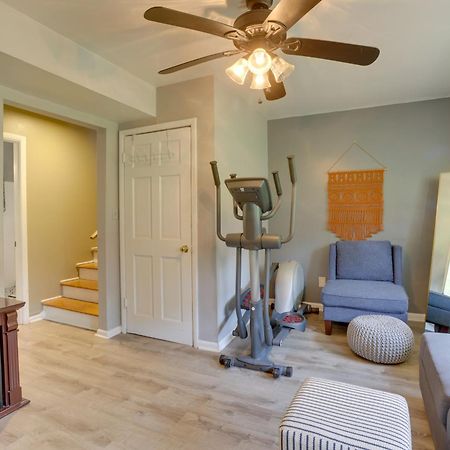 Вилла Modern Birmingham Escape With Yard And Fire Pit! Экстерьер фото