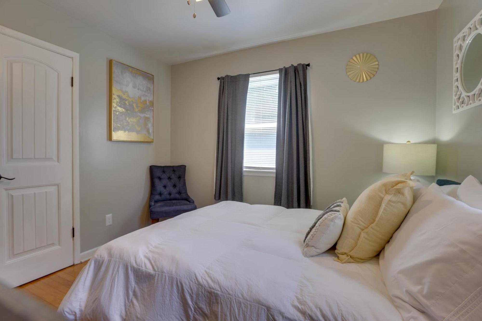 Вилла Modern Birmingham Escape With Yard And Fire Pit! Экстерьер фото